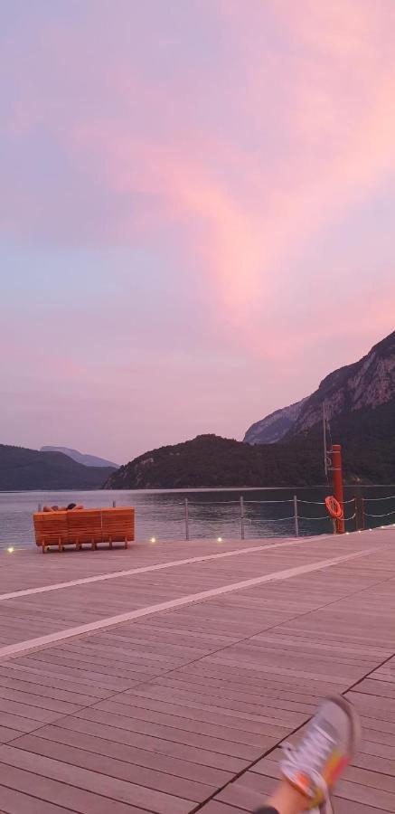 Вілла Chalet Relax Molveno E Andalo Dolomiti Екстер'єр фото